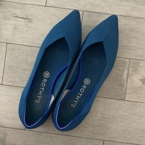Blue Pointed Rothys